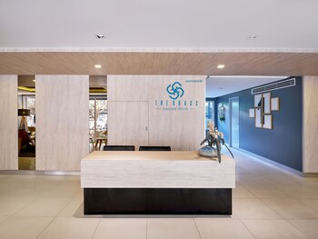 the grass serviced suites by at mind