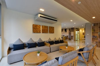 the grass serviced suites by at mind