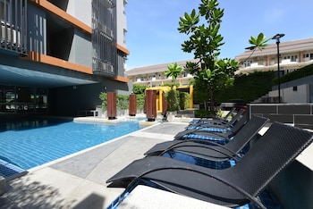 the grass serviced suites by at mind