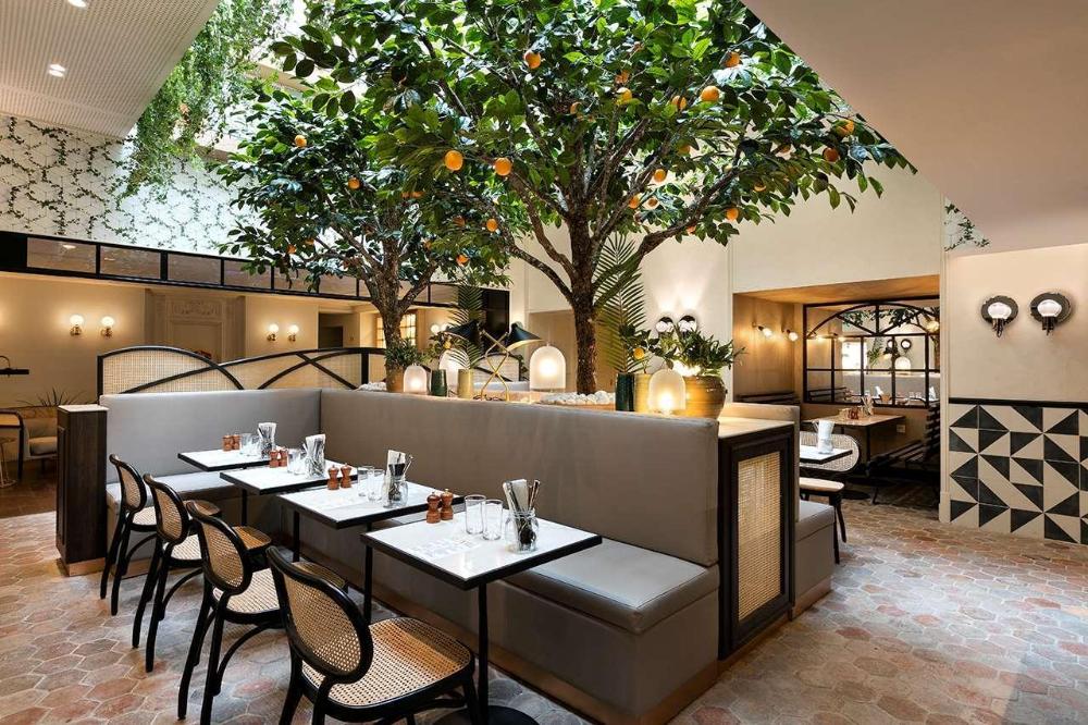 hotel and spa royal madeleine