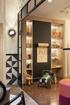 hotel and spa royal madeleine