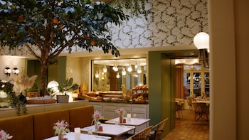 hotel and spa royal madeleine