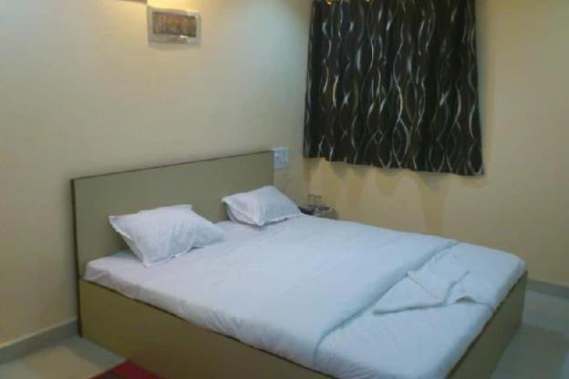 hotel vaidya regency
