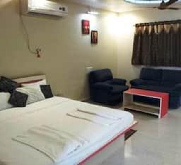 hotel vaidya regency