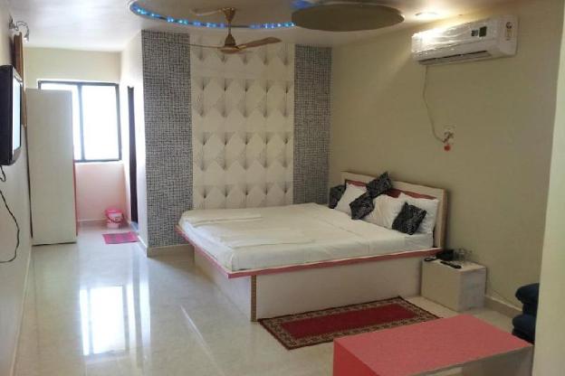 hotel vaidya regency