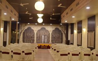 hotel vaidya regency