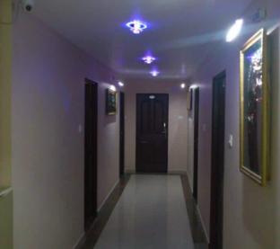 hotel vaidya regency