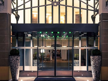 hotel mercure salzburg city adults only