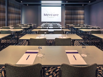 hotel mercure salzburg city adults only