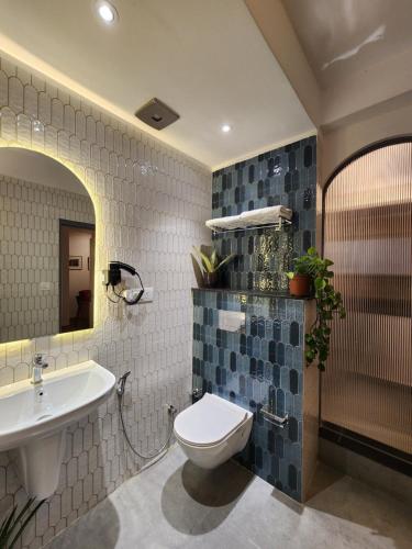 jugaad hostels