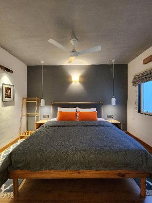 jugaad hostels