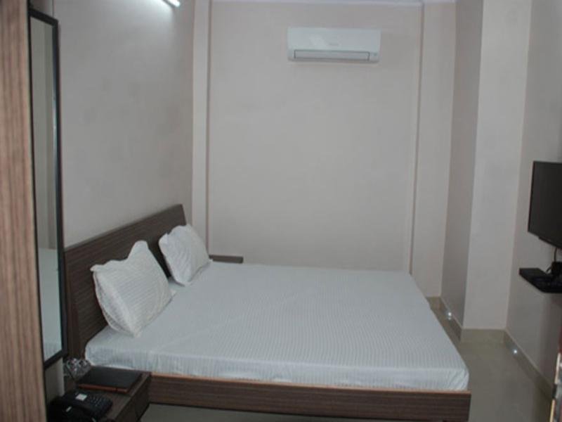 Hotel Shadaab Inn,Hisar>>Hansi,2 star