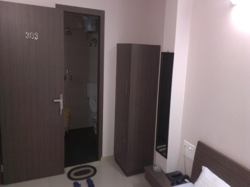 Hotel Shadaab Inn,Hisar>>Hansi,2 star