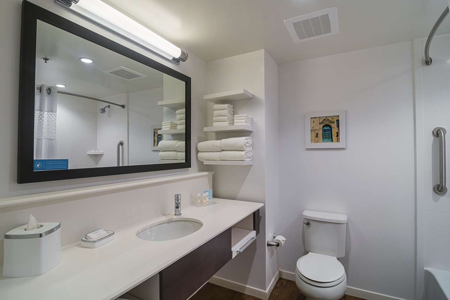hampton inn chicago north loyola station