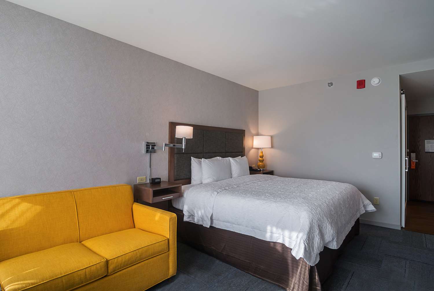 hampton inn chicago north loyola station