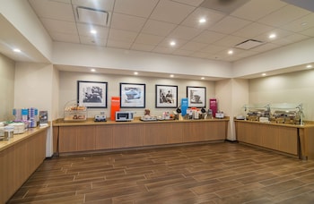 Hampton Inn Chicago North-Loyola Station,Evanston>>Chicago,3 star