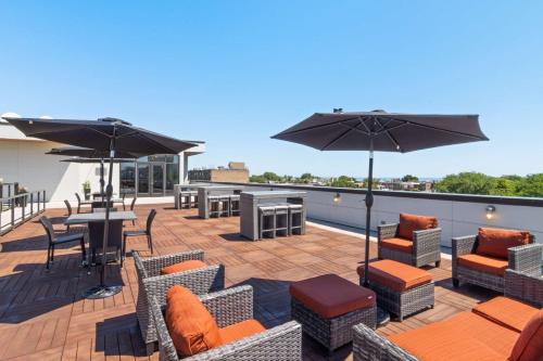 hampton inn chicago north loyola station