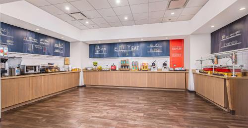 hampton inn chicago north loyola station