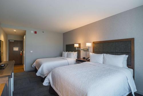 hampton inn chicago north loyola station