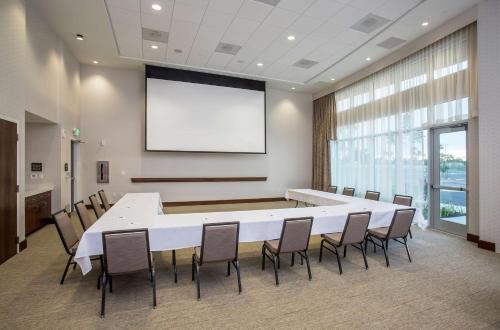 hampton inn and suites oahu kapolei