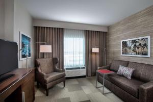 hampton inn and suites oahu kapolei
