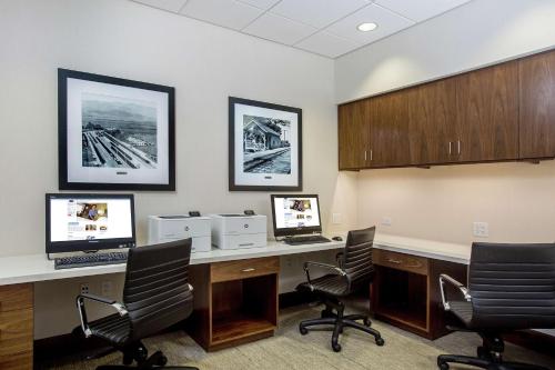 hampton inn and suites oahu kapolei
