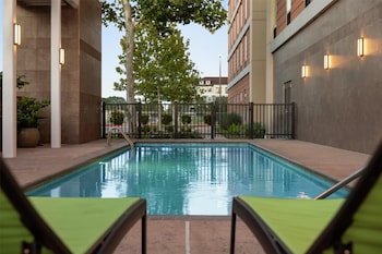 home2 suites by hilton houston energy corridor