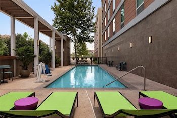 home2 suites by hilton houston energy corridor