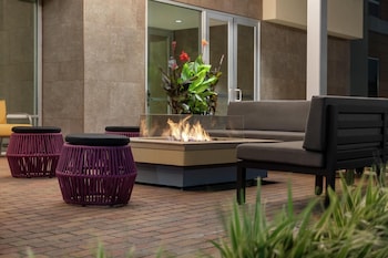 home2 suites by hilton houston energy corridor