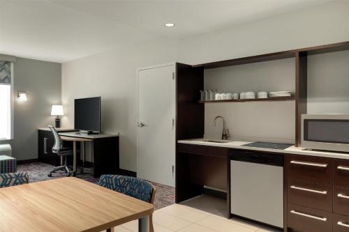 home2 suites by hilton houston energy corridor