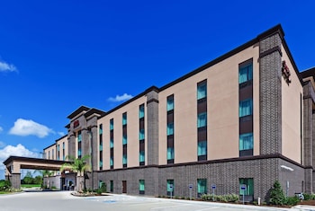 hampton inn and suites houston i 10 west park row