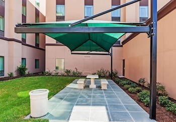 hampton inn and suites houston i 10 west park row