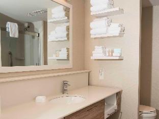 hampton inn and suites by hilton thunder bay