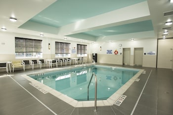 hampton inn and suites by hilton thunder bay