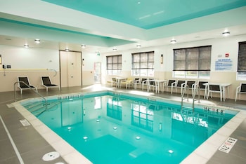 hampton inn and suites by hilton thunder bay