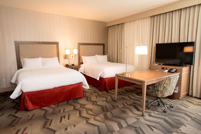 hampton inn and suites by hilton thunder bay