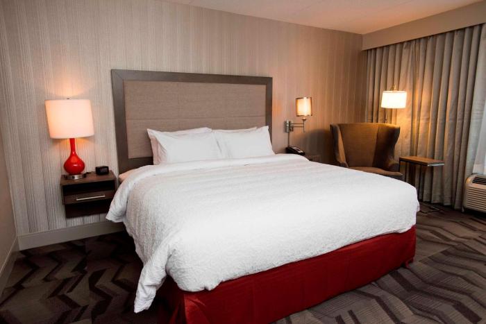 hampton inn and suites by hilton thunder bay