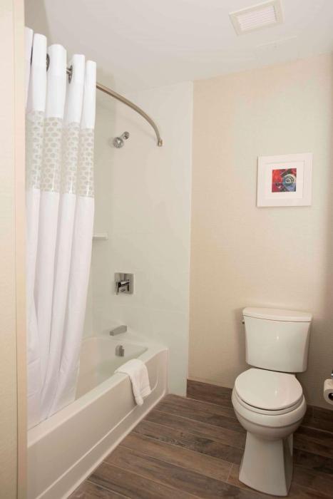hampton inn and suites by hilton thunder bay