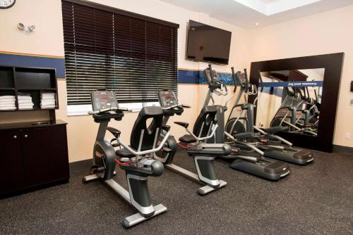 hampton inn and suites by hilton thunder bay
