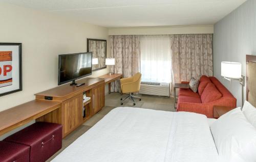 hampton inn and suites by hilton thunder bay