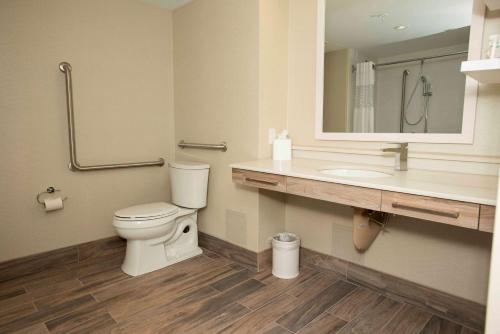 hampton inn and suites by hilton thunder bay