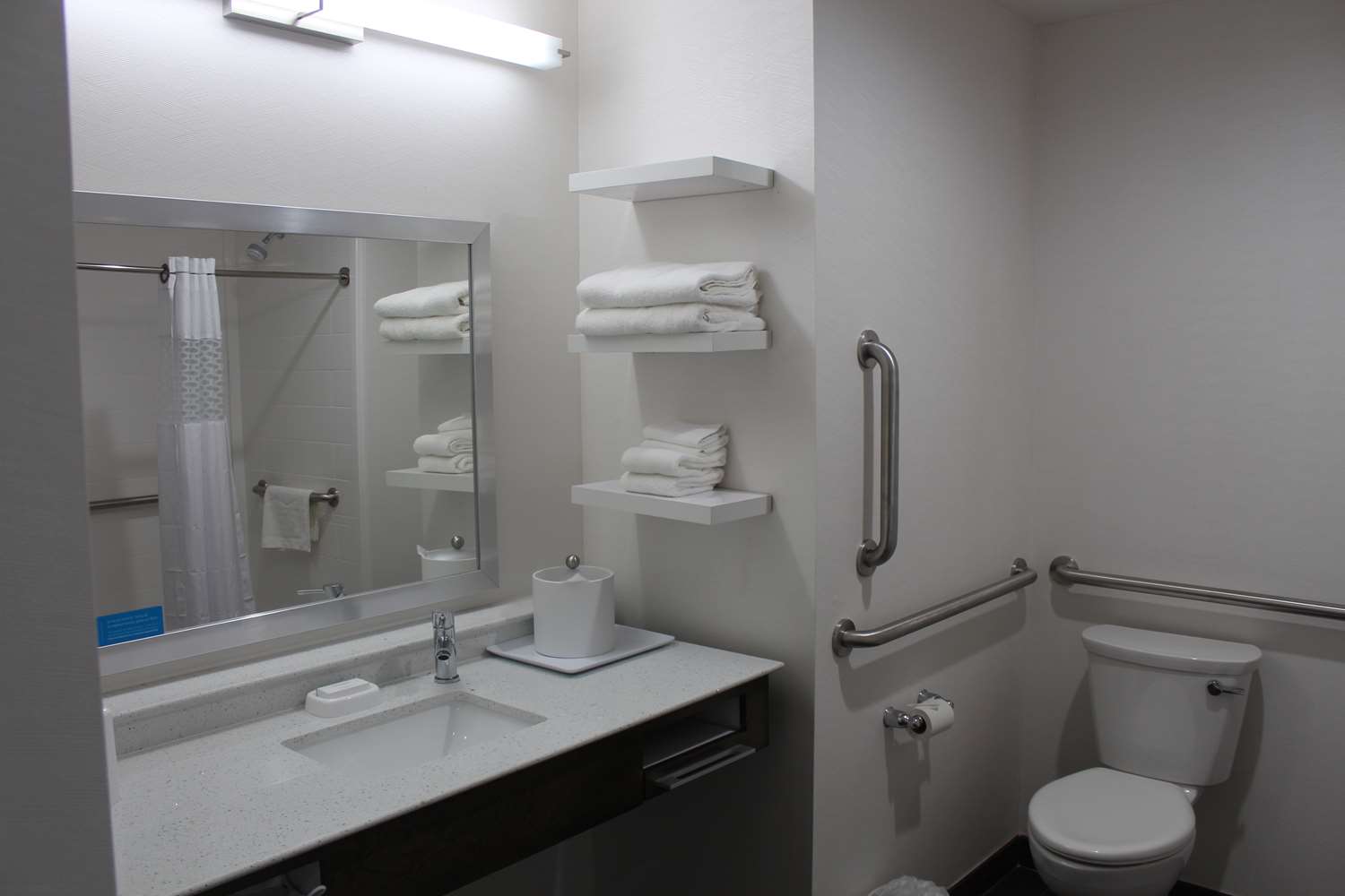 hampton inn and suites guthrie