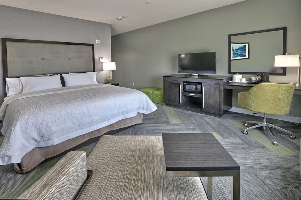 hampton inn and suites guthrie