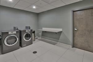 hampton inn and suites guthrie