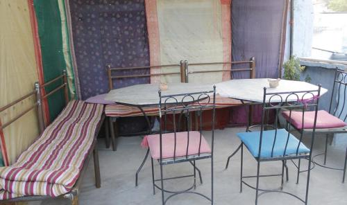 tanu guest house