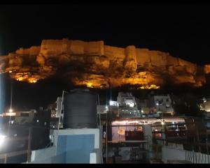 tanu guest house