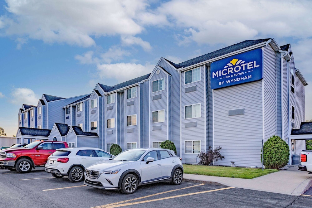 Microtel Inn & Suites By Wyndham Plattsburgh,Plattsburgh>>New York,2 star