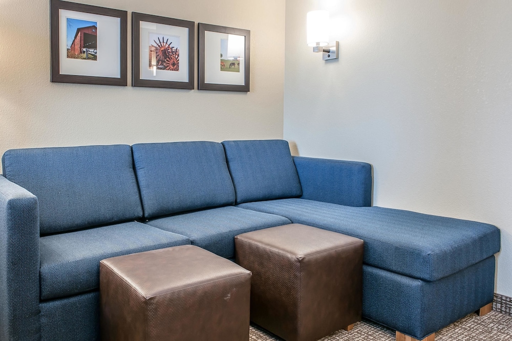 comfort suites rensselaer near fair oaks