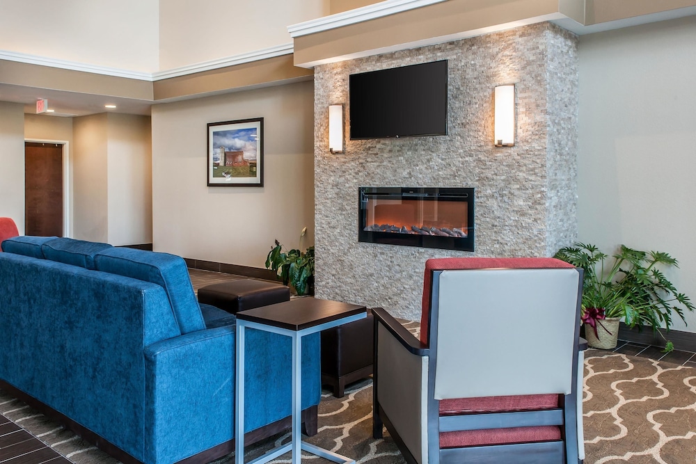 comfort suites rensselaer near fair oaks