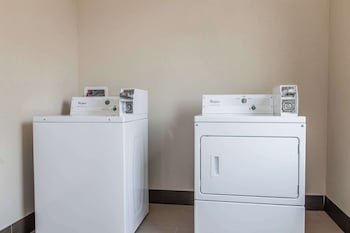 comfort suites rensselaer near fair oaks